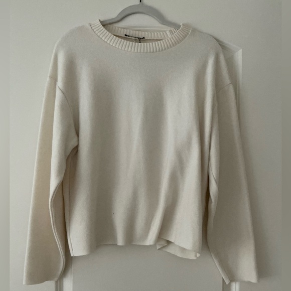 NWT Zara Cream Soft Crew Neck Sweater - Picture 2 of 10